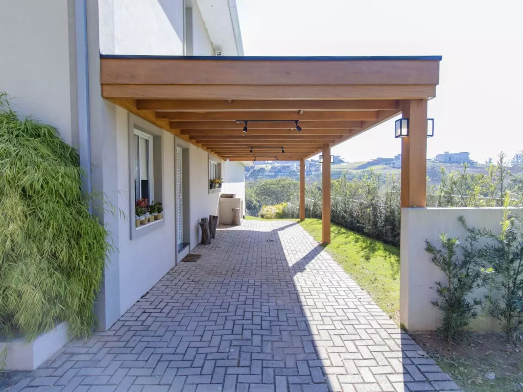 pergolado de madeira para garagem